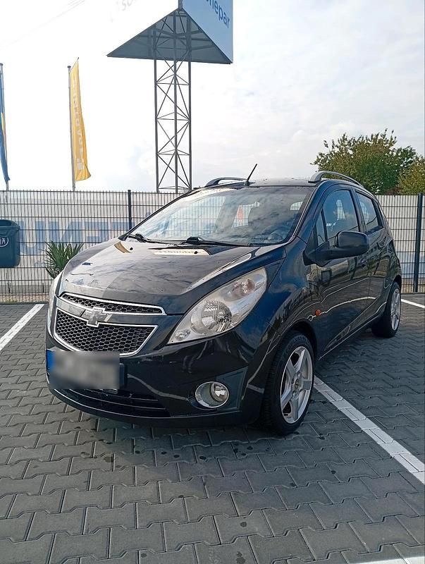 Schwarz Gebraucht 2010 Chevrolet Spark Kleinwagen | 3.390 € (Etwas zu teuer) - Bild 1/4