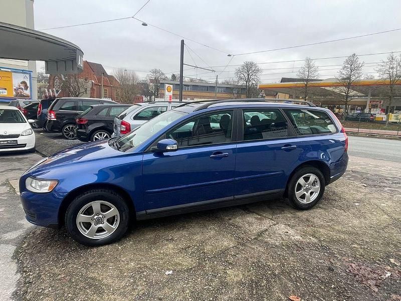 Gebraucht Volvo V50 Kinetic 101 PS (74 kW) 2009 Blau Kombi