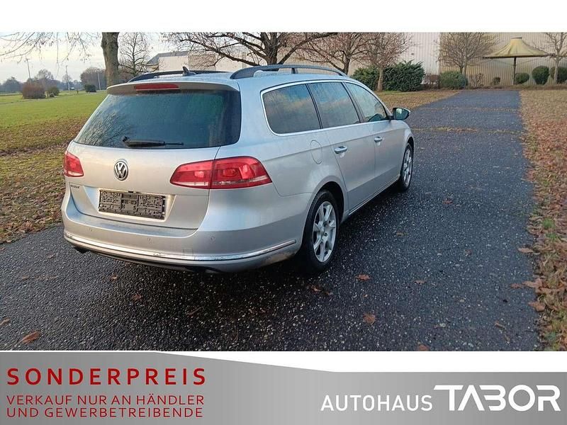 Gebraucht VW Passat Comfortline 122 PS (89 kW) 2014 Reflexsilber metallic Kombi