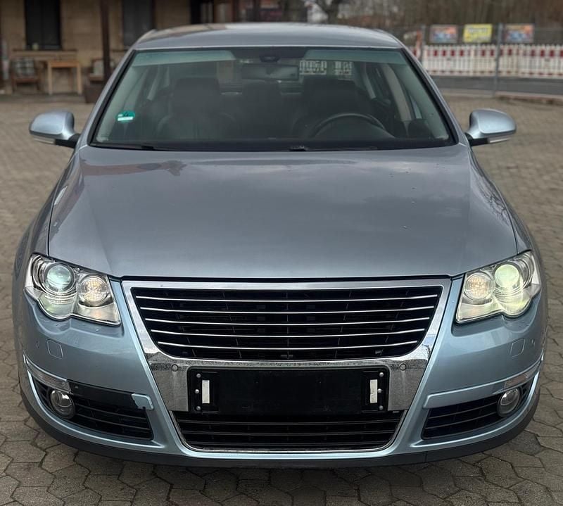Gebraucht VW Passat 200 PS (147 kW) 2005 Silber Limousine