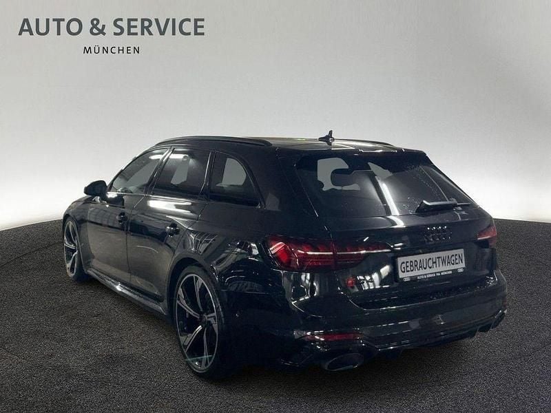 Gebraucht Audi RS4 Sport 450 PS (330 kW) 2022 Schwarz Kombi