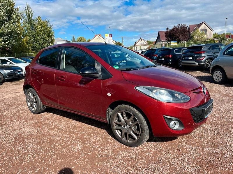 Rot Gebraucht 2013 Mazda 2 Kenko Kleinwagen | 2.800 € (Superpreis) - Bild 1/4