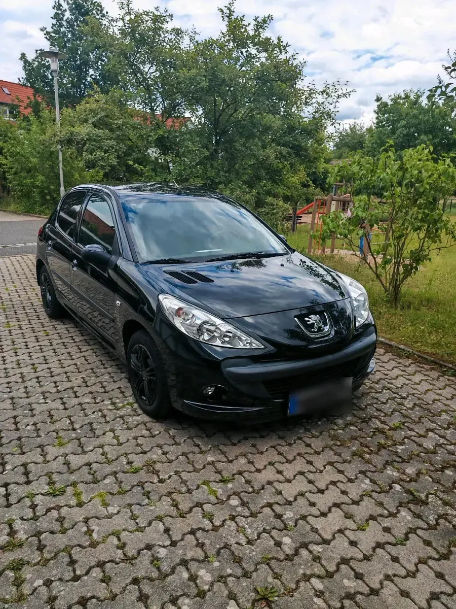 Gebraucht Peugeot 206+ 2012 Schwarz Kleinwagen