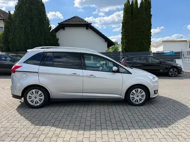 Gebraucht Ford Grand C-Max Titanium 150 PS (110 kW) 2017 Grau Van / Kleinbus
