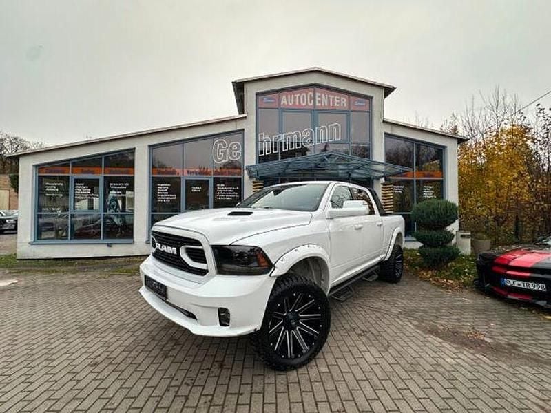 Weiß Gebraucht 2018 Dodge Ram Abholung | 32.500 € (Guter Preis) - Bild 1/4