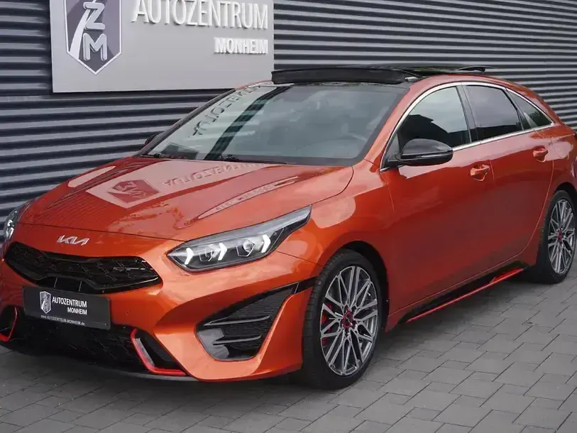 Gebraucht Kia ProCeed GT GT 204 PS (150 kW) 2022 Orange fusion metallic Kleinwagen