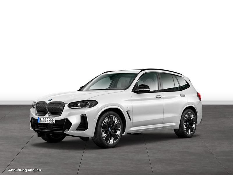 Weiß Gebraucht 2024 BMW iX3 M Sport SUV | 56.146 € (Etwas zu teuer) - Bild 1/2