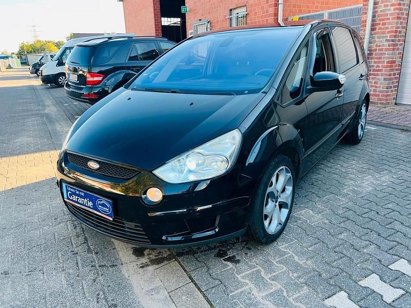 Schwarz Gebraucht 2009 Ford S-MAX Titanium Van / Kleinbus | 4.490 € (Fairer Preis) - Bild 1/4