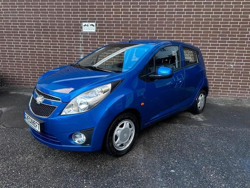 Gebraucht Chevrolet Spark 85 PS (62 kW) 2011 Blau Kleinwagen