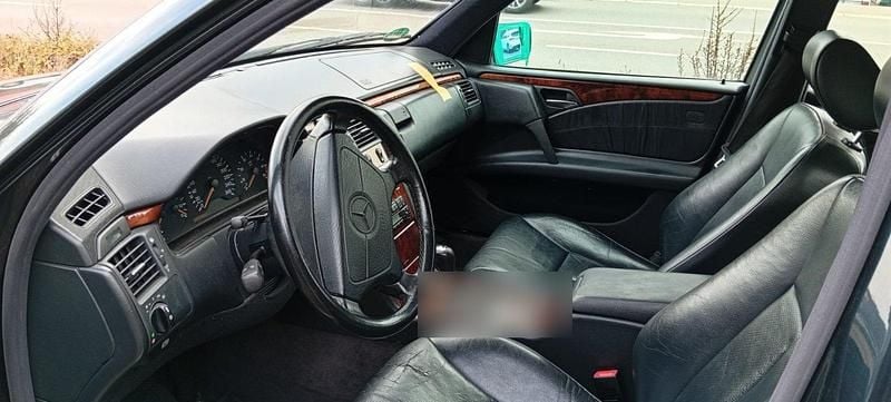 Brugt Mercedes E320 1998 Stationcar