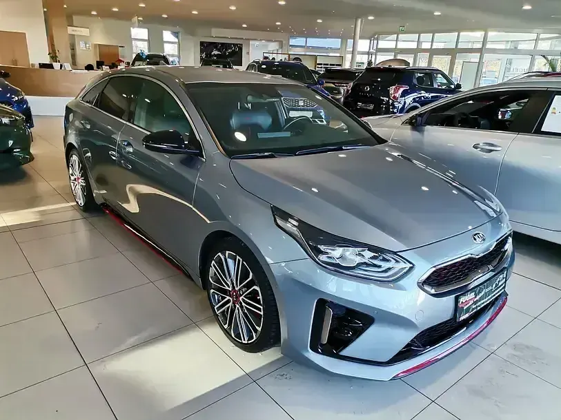 Używany Kia ProCeed GT 204 KM (150 kW) 2021 Srebrny Kombi