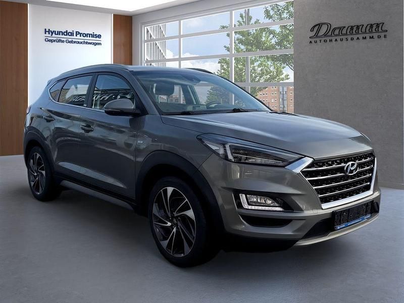 Gebraucht Hyundai Tucson 136 PS (100 kW) 2020 Grau SUV
