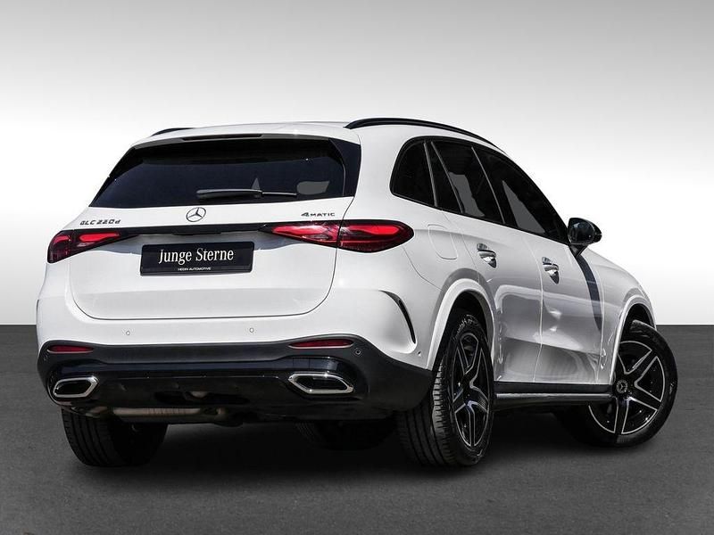 Gebraucht Mercedes GLC220 AMG 197 PS (144 kW) 2023 Weiß SUV