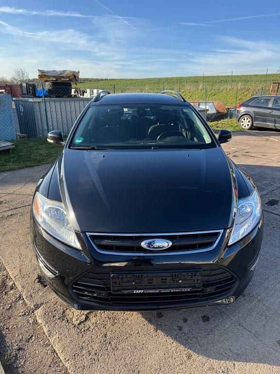 Usado Ford Mondeo Ambiente 140 CV (102 kW) 2011 Familiar