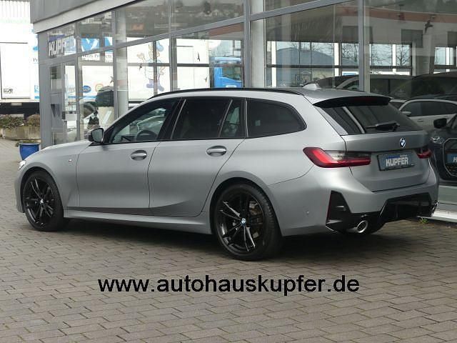 Gebraucht BMW 320 Shadowline 190 PS (139 kW) 2024 Grau Kombi