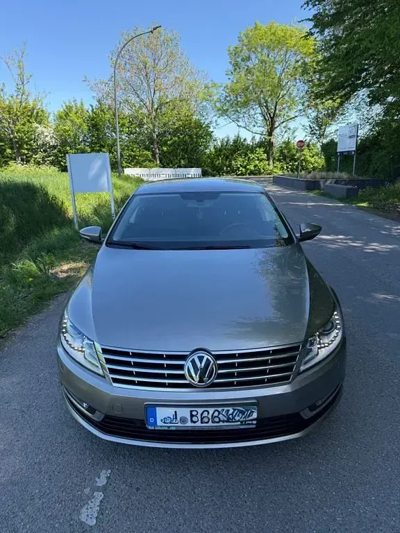 Second-hand VW CC 160 CP (117 kW) 2013 Maro Berlinǎ
