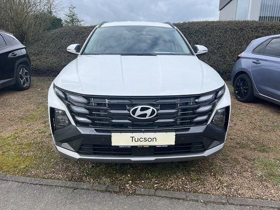 Neu Hyundai Tucson Select 150 PS (110 kW) 2026 Atlas white SUV
