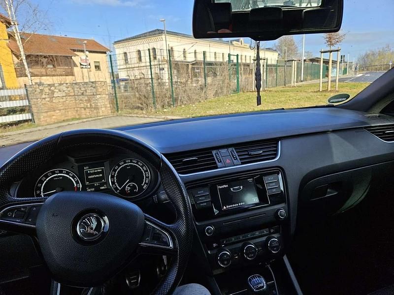 Gebraucht Skoda Octavia RS 184 PS (135 kW) 2015 Kleinwagen