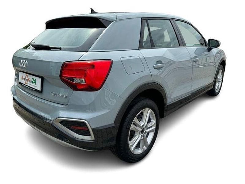 Gebraucht Audi Q2 Advanced Plus 150 PS (110 kW) 2023 Grau SUV