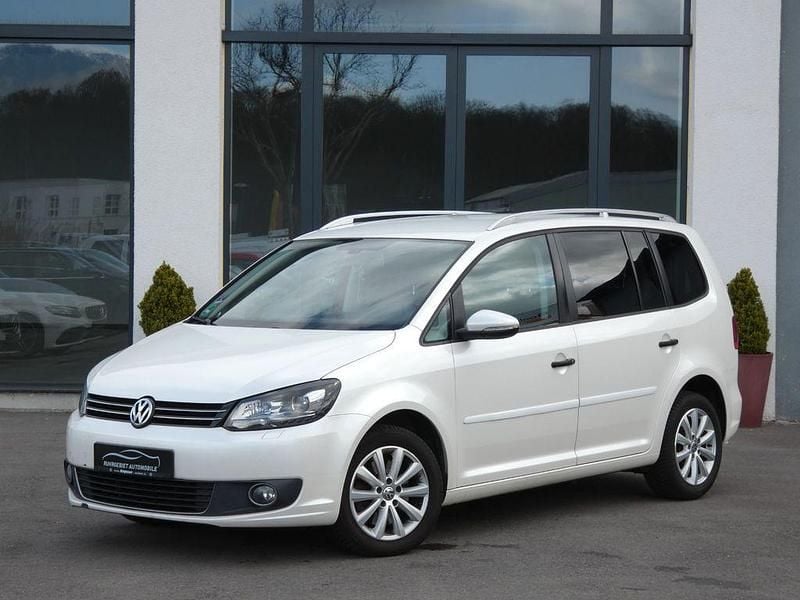 Gebraucht VW Touran 140 PS (102 kW) 2014 Weiß Van / Kleinbus