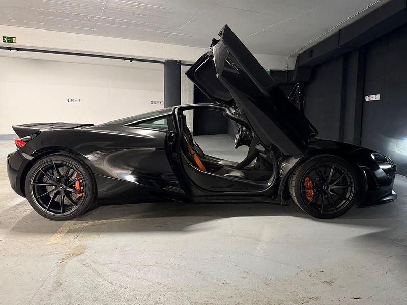 Gebraucht McLaren 720S 721 PS (530 kW) 2021 Schwarz Coupé