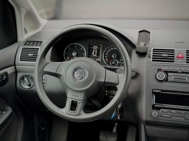 Gebraucht VW Touran 105 PS (77 kW) 2012 Reflexsilber metallic Van / Kleinbus