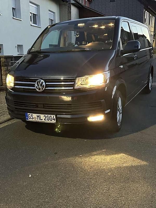 Blau Gebraucht 2017 VW T6 Trendline Van | 27.500 € (Guter Preis) - Bild 1/4