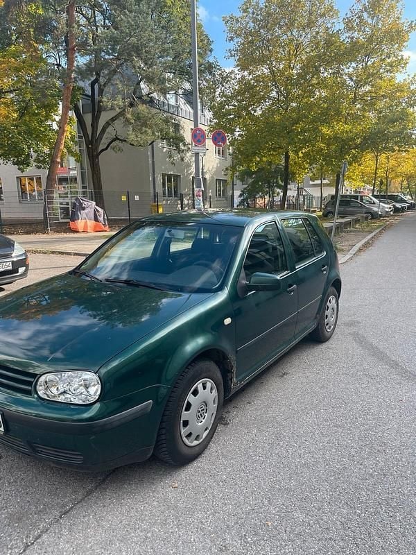 Grün Gebraucht 1999 VW Golf IV Kleinwagen | 380 € (Superpreis) - Bild 1/4