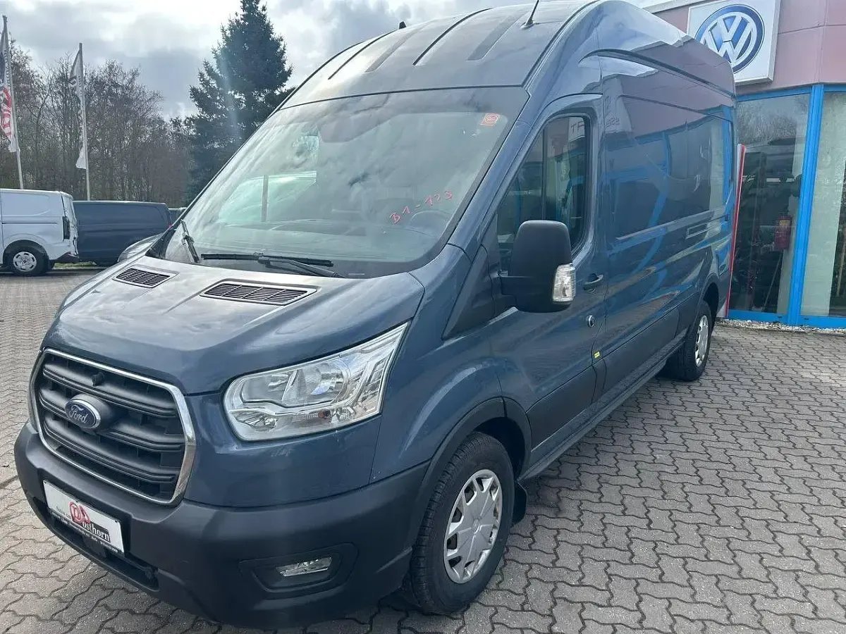 Gebraucht Ford Transit 131 PS (96 kW) 2020 Grau Van