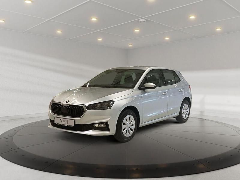 Silber Neu 2025 Skoda Fabia Selection Limousine | 24.480 € (Teuer) - Bild 1/4
