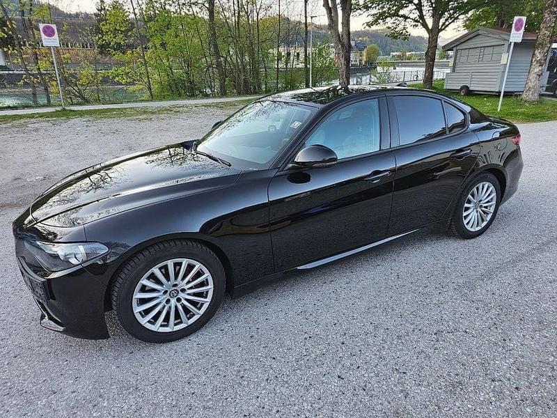 Gebraucht Alfa Romeo Giulia Super 200 PS (147 kW) 2017 Schwarz Limousine
