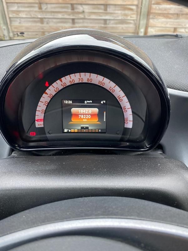 Gebraucht Smart ForFour Passion 71 PS (52 kW) 2018 Schwarz Kleinwagen