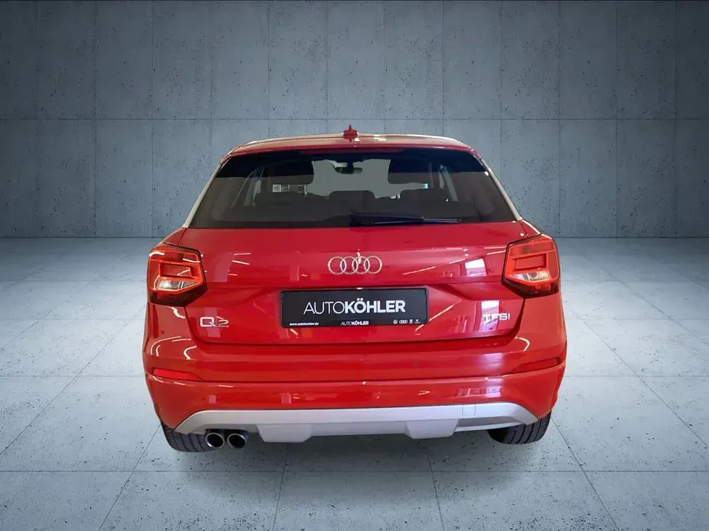 Gebraucht Audi Q2 Sport 150 PS (110 kW) 2017 Rot SUV