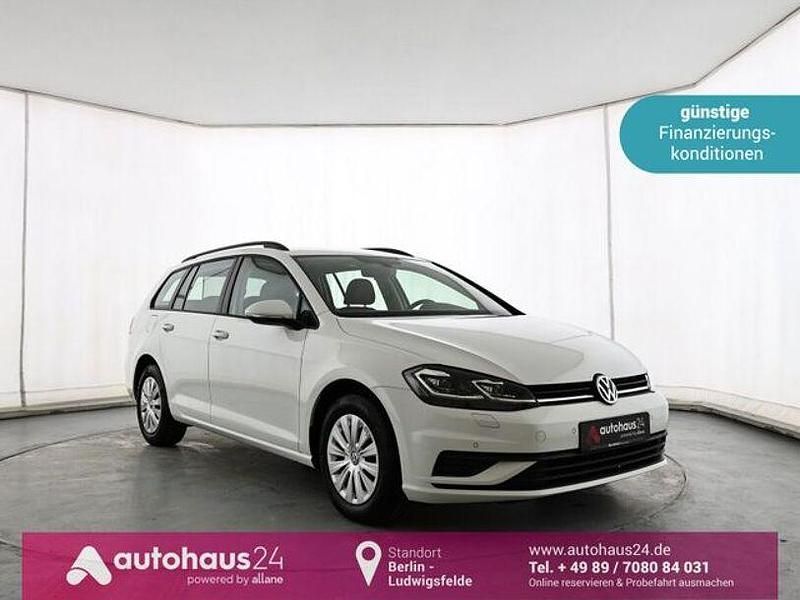 Weiß Gebraucht 2020 VW Golf VII Trendline Kombi | 14.940 € (Fairer Preis) - Bild 1/4