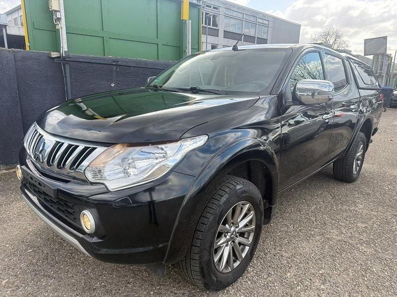 Gebraucht Mitsubishi L200 Plus 181 PS (133 kW) 2017 Schwarz Pickup