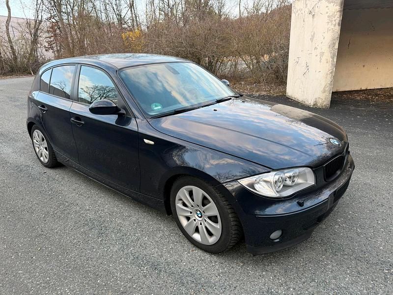 Gebraucht BMW 116 122 PS (89 kW) 2005 Blau Kleinwagen