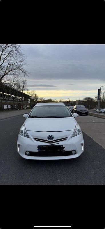 Gebraucht Toyota Sienna 150 PS (110 kW) 2014 Weiß Van / Kleinbus