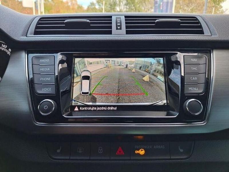 Gebraucht Skoda Fabia Selection 116 PS (85 kW) 2021 Silber Kleinwagen