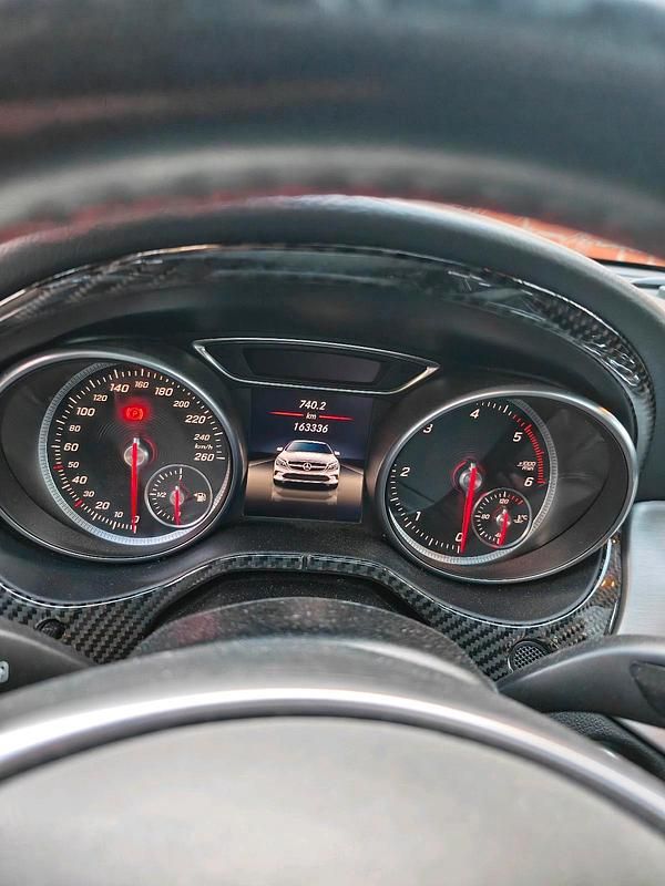 Gebraucht Mercedes CLA200 AMG line 136 PS (100 kW) 2018 Grau Coupé