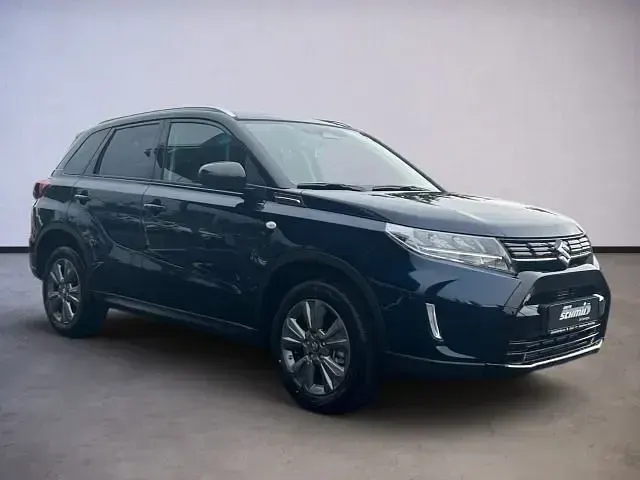 Neu Suzuki Vitara Comfort 110 PS (80 kW) 2026 Schwarz SUV