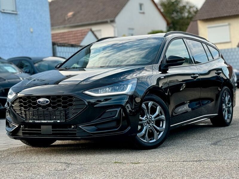 Schwarz Gebraucht 2023 Ford Focus ST-Line X Kombi | 22.990 € (Fairer Preis) - Bild 1/4