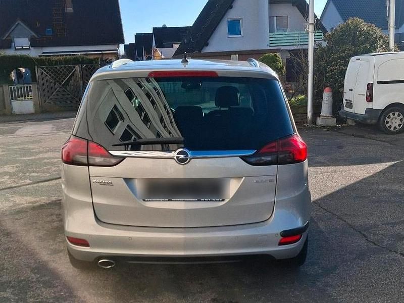 Gebraucht Opel Zafira 165 PS (121 kW) 2012 Silber Van / Kleinbus