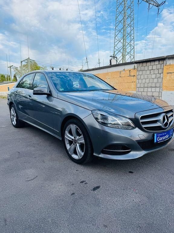 Second-hand Mercedes E350 265 CP (194 kW) 2011 Argintiu Berlinǎ