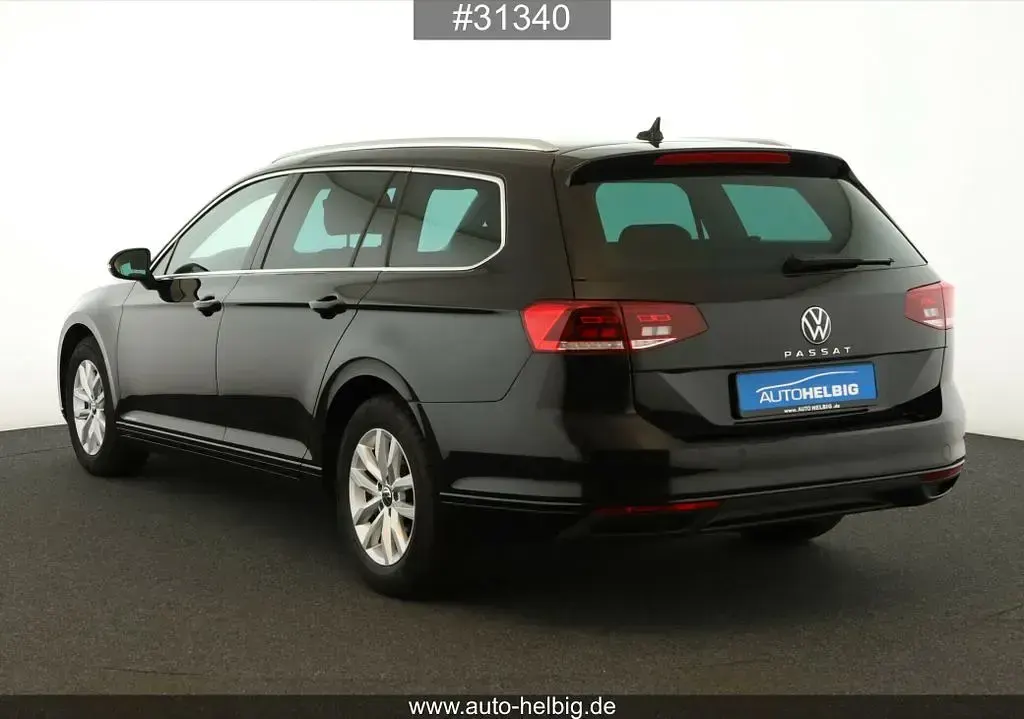 Gebraucht VW Passat Business 150 PS (110 kW) 2023 Schwarz Kombi