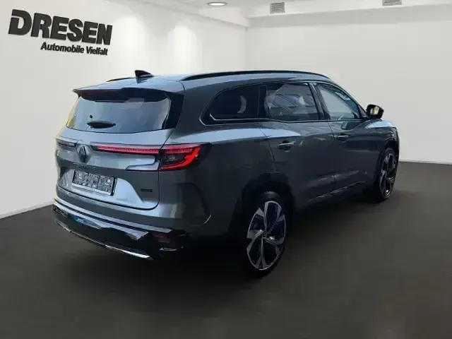 Begagnad Renault Espace Esprit Alpine 200 HK (147 kW) 2025 Grå SUV