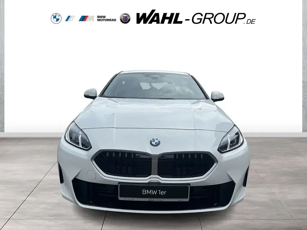 Neu BMW 120 Sport Line 170 PS (125 kW) 2026 Weiß Kleinwagen