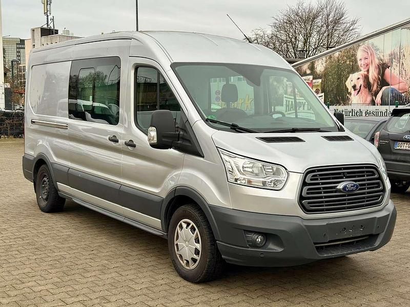 Gebraucht Ford Transit 131 PS (96 kW) 2018 Polarsilber metallic Van / Kleinbus