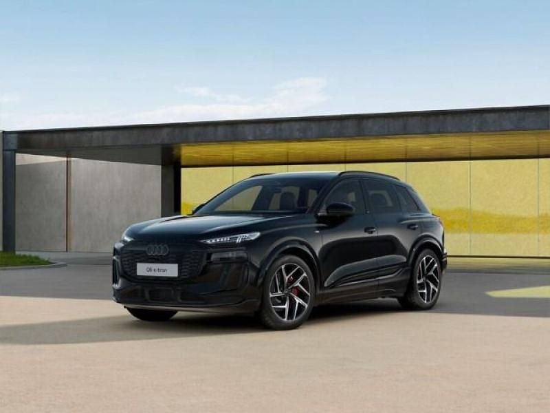 Neu Audi Q6 e-tron Performance 225 kW (306 PS) 2026 Schwarz SUV