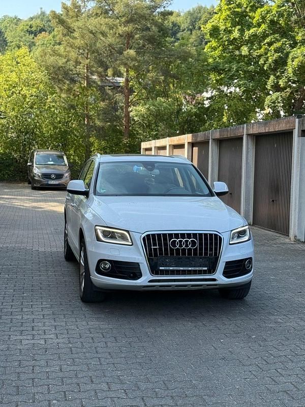 Weiß Gebraucht 2014 Audi Q5 Ambiente SUV | 14.800 € (Superpreis) - Bild 1/4