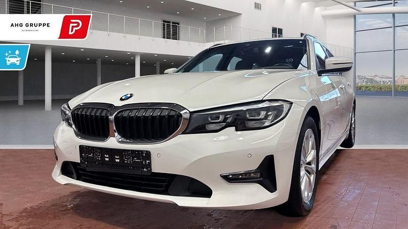 Gebraucht BMW 320 Advantage 190 PS (139 kW) 2021 Weiß Kombi